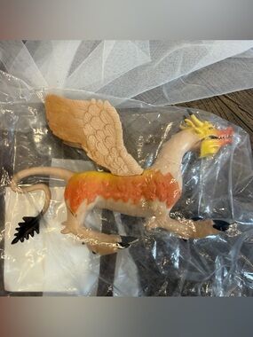 Vintage Winged Dragon Figure | MB Wolverine Toy | Fantasy Creature | 80s/90s